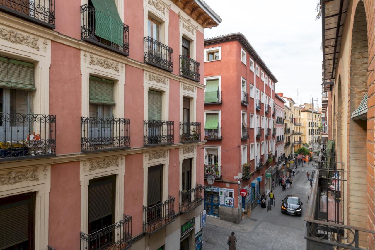 3 Bedrooms 1 Bathroom Furnished - Lavapies- Mintystay Madrid Eksteriør bilde