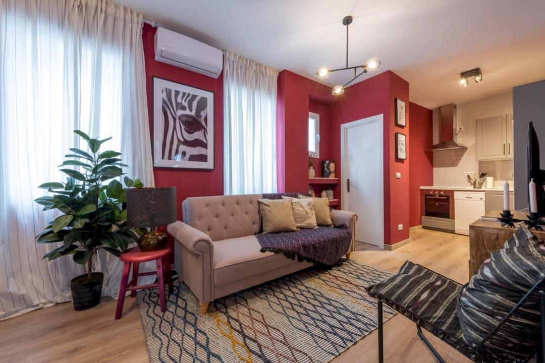 3 Bedrooms 1 Bathroom Furnished - Lavapies- Mintystay Madrid Eksteriør bilde