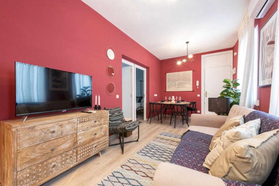 3 Bedrooms 1 Bathroom Furnished - Lavapies- Mintystay Madrid Eksteriør bilde